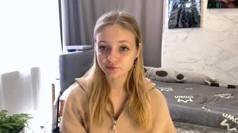 Ella online show from October 14, 2025, 8:26 am