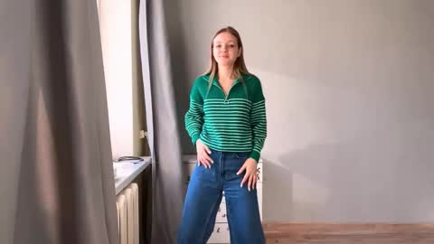 Ella online show from November 25, 2025, 7:08 am