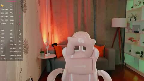 Snapshot of lovellalipss chatting on February 1, 2026, 11:20 am Laura online show from February 1, 2026, 11:20 am