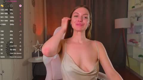 Laura online show from April 17, 2026, 11:35 am