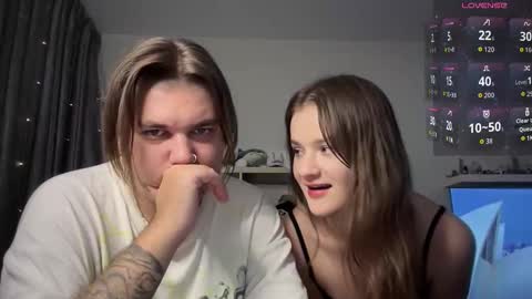 Mileena and Oliver online show from November 3, 2025, 11:04 pm