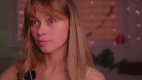 Snapshot of lovellynelly chatting on November 3, 2025, 1:34 pm Nelly online show from November 3, 2025, 1:34 pm