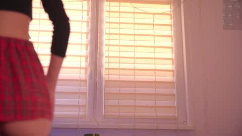 Snapshot of lovellynelly chatting on November 28, 2025, 1:03 pm Nelly online show from November 28, 2025, 1:03 pm