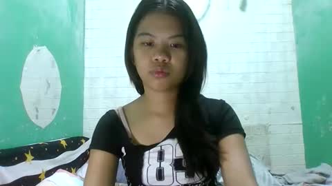 Snapshot of lovellypussy4u chatting on February 19, 2026, 7:59 am lovellypussy4u online show from February 19, 2026, 7:59 am