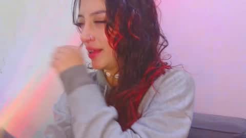 Snapshot of lovely_akira_xwx chatting on February 4, 2026, 3:01 am Tami online show from February 4, 2026, 3:01 am