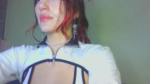 Snapshot of lovely_akira_xwx chatting on March 11, 2026, 7:14 am Tami online show from March 11, 2026, 7:14 am