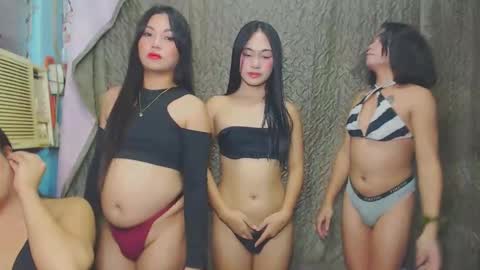 alexa alice jane daisy online show from October 8, 2025, 11:19 am