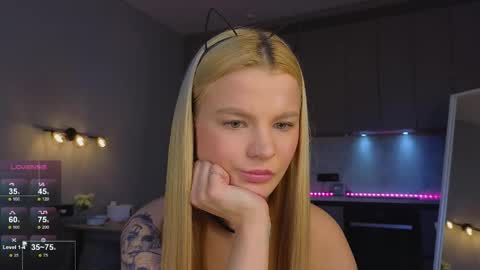 Jenny online show from May 16, 2026, 4:42 am