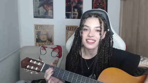 Snapshot of lovely_cass chatting on December 3, 2024, 7:32 am Cassie online show from December 3, 2024, 7:32 am