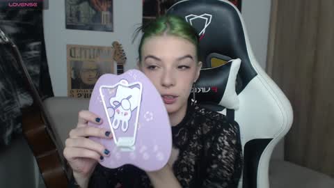 Snapshot of lovely_cass chatting on December 20, 2024, 11:58 pm Cassie online show from December 20, 2024, 11:58 pm