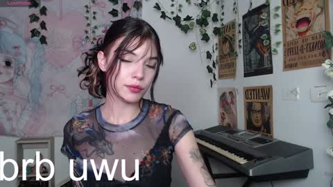 Snapshot of lovely_cass chatting on December 22, 2024, 12:50 am Cassie online show from December 22, 2024, 12:50 am