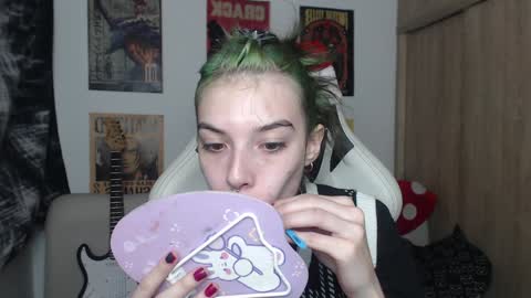 Snapshot of lovely_cass chatting on December 27, 2024, 10:26 pm Cassie online show from December 27, 2024, 10:26 pm