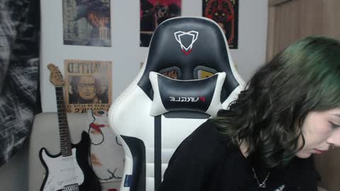 Snapshot of lovely_cass chatting on January 7, 2025, 11:14 pm Cassie online show from January 7, 2025, 11:14 pm