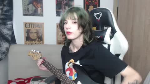 Snapshot of lovely_cass chatting on January 19, 2025, 8:41 pm Cassie online show from January 19, 2025, 8:41 pm