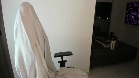 Snapshot of lovely_cass chatting on January 21, 2025, 11:45 pm Cassie online show from January 21, 2025, 11:45 pm