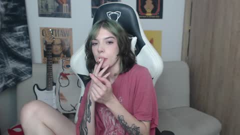 Snapshot of lovely_cass chatting on January 25, 2025, 7:38 am Cassie online show from January 25, 2025, 7:38 am