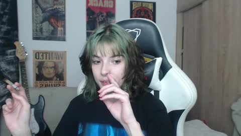 Snapshot of lovely_cass chatting on January 26, 2025, 1:31 am Cassie online show from January 26, 2025, 1:31 am