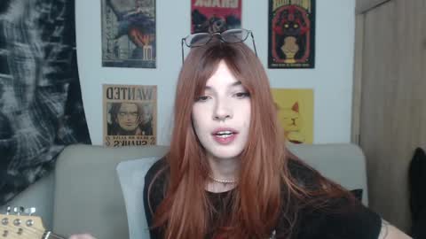 Snapshot of lovely_cass chatting on February 7, 2025, 12:53 am Cassie online show from February 7, 2025, 12:53 am