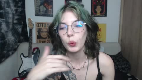 Snapshot of lovely_cass chatting on February 9, 2025, 12:28 am Cassie online show from February 9, 2025, 12:28 am