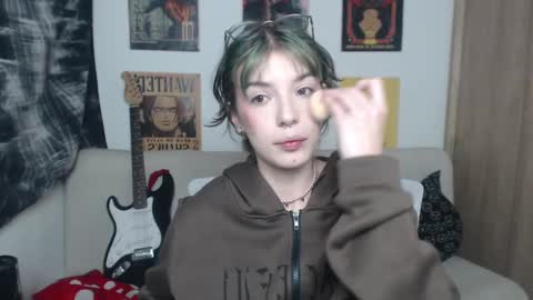 Snapshot of lovely_cass chatting on February 11, 2025, 11:01 pm Cassie online show from February 11, 2025, 11:01 pm