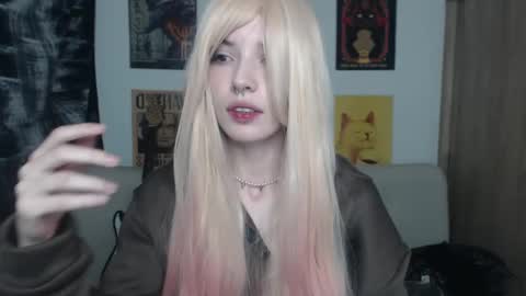 Snapshot of lovely_cass chatting on February 12, 2025, 2:03 am Cassie online show from February 12, 2025, 2:03 am