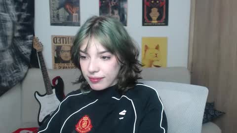 Snapshot of lovely_cass chatting on February 14, 2025, 6:23 am Cassie online show from February 14, 2025, 6:23 am