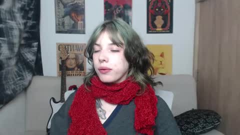 Snapshot of lovely_cass chatting on February 18, 2025, 7:54 am Cassie online show from February 18, 2025, 7:54 am