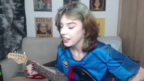 Snapshot of lovely_cass chatting on February 27, 2025, 2:21 am Cassie online show from February 27, 2025, 2:21 am