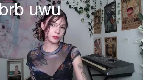 Snapshot of lovely_cass chatting on February 27, 2025, 5:24 am Cassie online show from February 27, 2025, 5:24 am