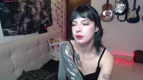 Snapshot of lovely_cass chatting on September 27, 2025, 8:25 pm Cassie online show from September 27, 2025, 8:25 pm