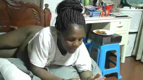 Snapshot of lovely_cassy chatting on January 12, 2026, 8:25 pm Cassy online show from January 12, 2026, 8:25 pm