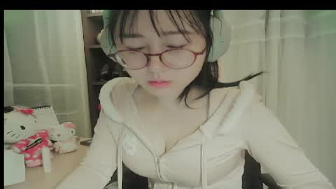 Snapshot of lovely_dana chatting on January 11, 2026, 1:38 pm DANA KIM online show from January 11, 2026, 1:38 pm