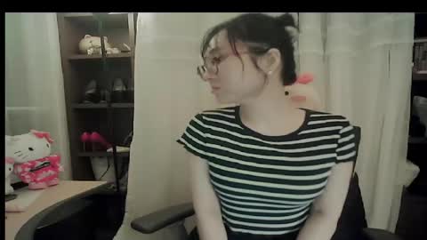 Snapshot of lovely_dana chatting on February 20, 2026, 2:39 pm DANA KIM online show from February 20, 2026, 2:39 pm