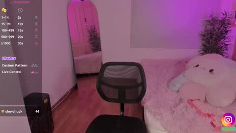 Snapshot of lovely_emma18 chatting on March 11, 2026, 3:29 pm Emma online show from March 11, 2026, 3:29 pm