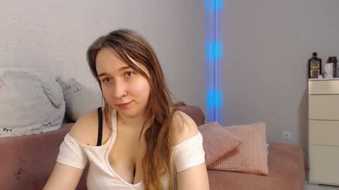 Snapshot of lovely_hayley chatting on January 14, 2025, 10:12 pm Lovely Hayley online show from January 14, 2025, 10:12 pm