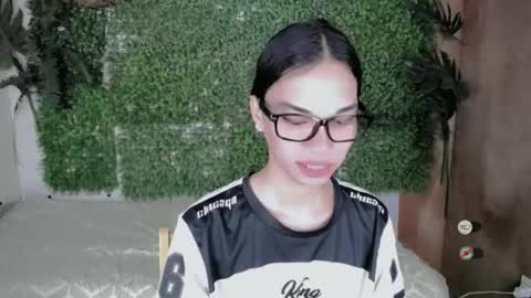 kimmy online show from June 19, 2026, 1:32 am
