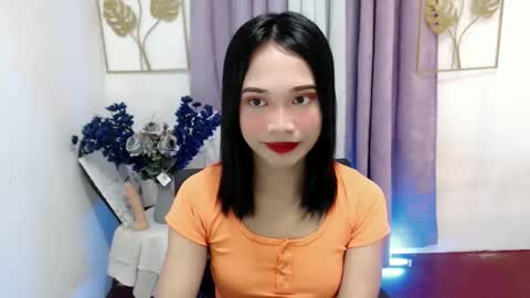 Snapshot of lovely_lianne chatting on November 20, 2025, 5:40 am lovely_lianne online show from November 20, 2025, 5:40 am