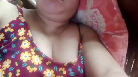 lovely_orchid online show from January 4, 2025, 1:21 am