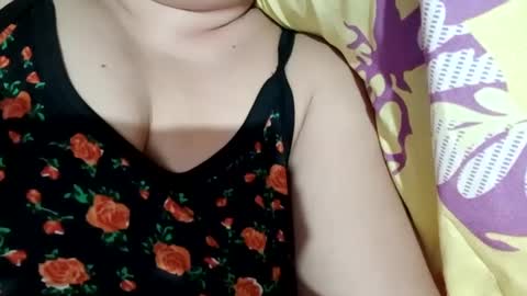 lovely_orchid online show from January 12, 2025, 8:57 pm