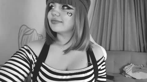 Snapshot of lovely_paris_01 chatting on March 13, 2026, 7:26 am Paris Rose online show from March 13, 2026, 7:26 am
