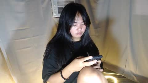 Snapshot of lovelykadita chatting on November 6, 2025, 12:11 am Kadita3 online show from November 6, 2025, 12:11 am