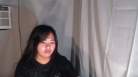 Snapshot of lovelykadita chatting on November 17, 2025, 1:22 am Kadita3 online show from November 17, 2025, 1:22 am