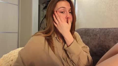 Kate only online show from December 1, 2025, 12:43 pm