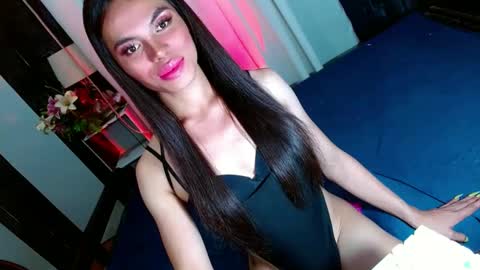 lovelymiss_shyna11 online show from January 21, 2025, 4:48 pm