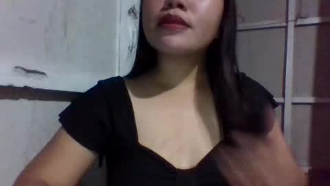 lovelymocha27s online show from September 20, 2025, 10:27 am