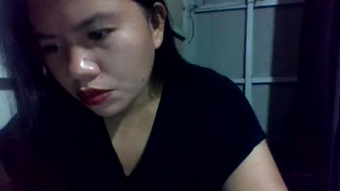 Snapshot of lovelymocha27 chatting on October 26, 2025, 10:54 am lovelymocha27s online show from October 26, 2025, 10:54 am