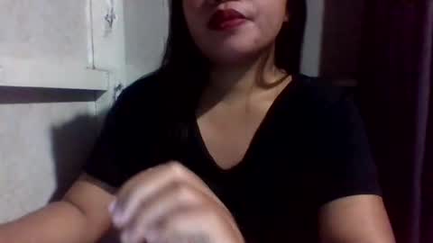 Snapshot of lovelymocha27 chatting on November 19, 2025, 6:52 pm lovelymocha27s online show from November 19, 2025, 6:52 pm