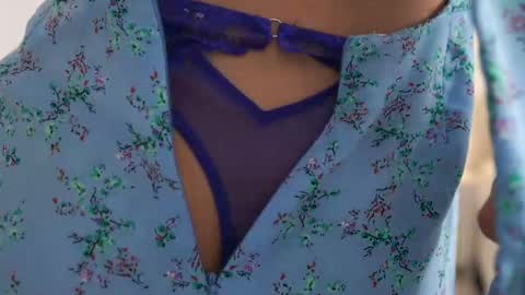 kim online show from November 6, 2025, 2:18 pm