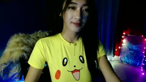lovelypetite143 online show from March 7, 2026, 4:26 pm