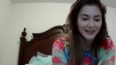 Queen Aria  online show from December 5, 2025, 6:37 pm